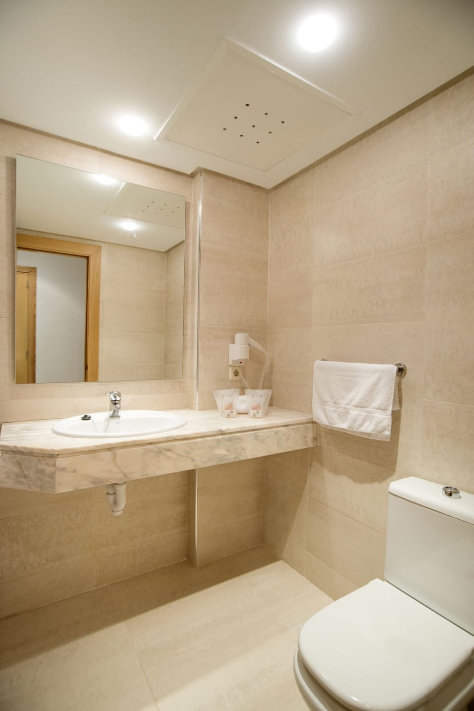 Hair dryer, towels