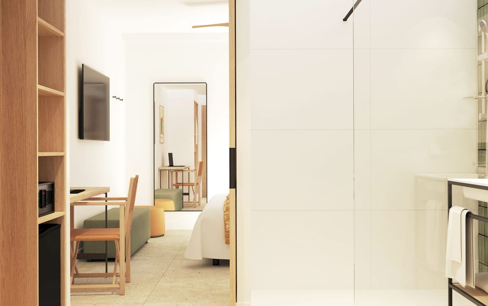 Premium Double Room, Balcony (BRUNCH UNLIMITED) | In-room safe, desk, free WiFi, bed sheets