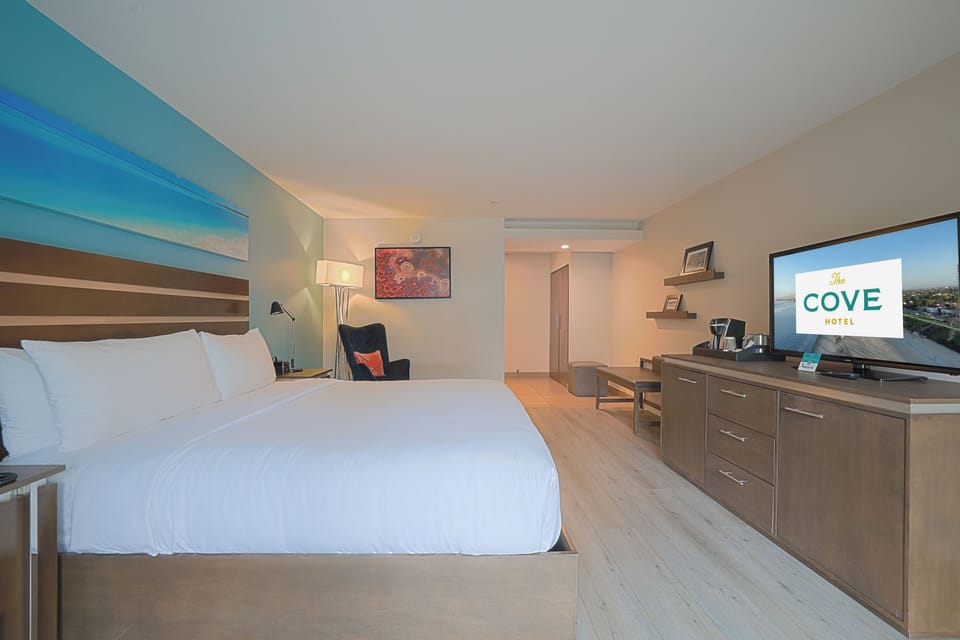 Egyptian cotton sheets, premium bedding, pillowtop beds, in-room safe