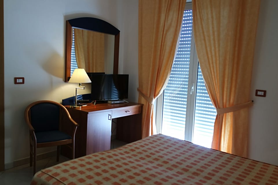 Room amenity