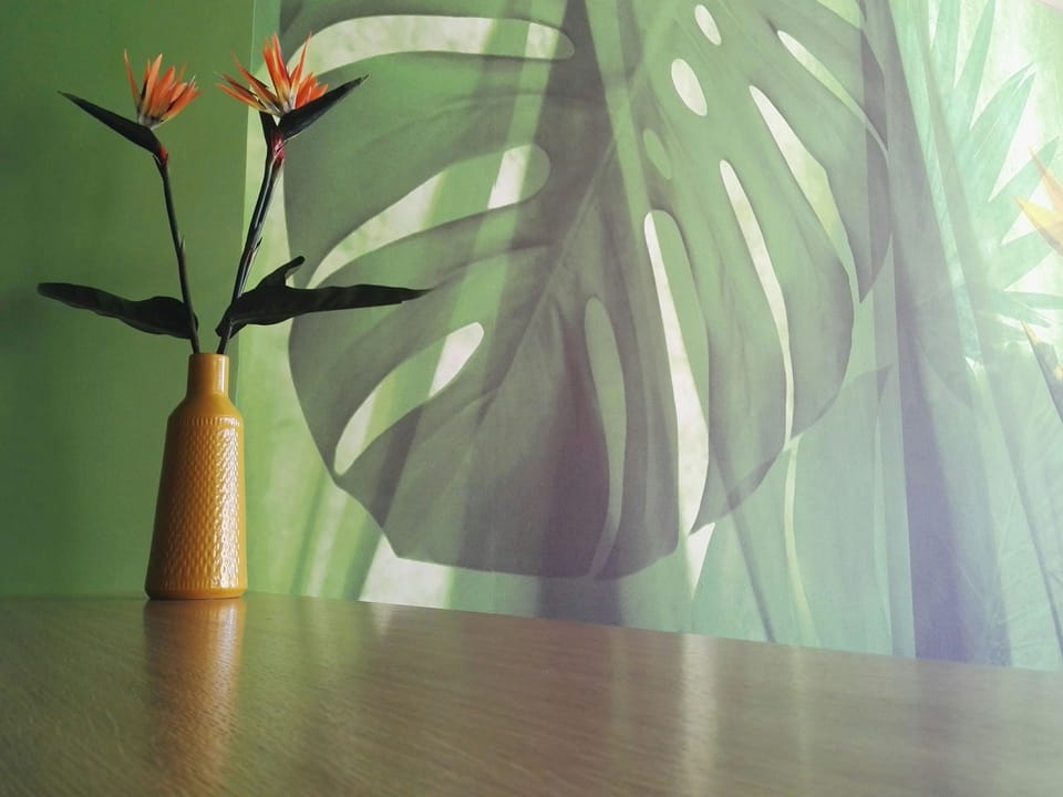 Concierge desk