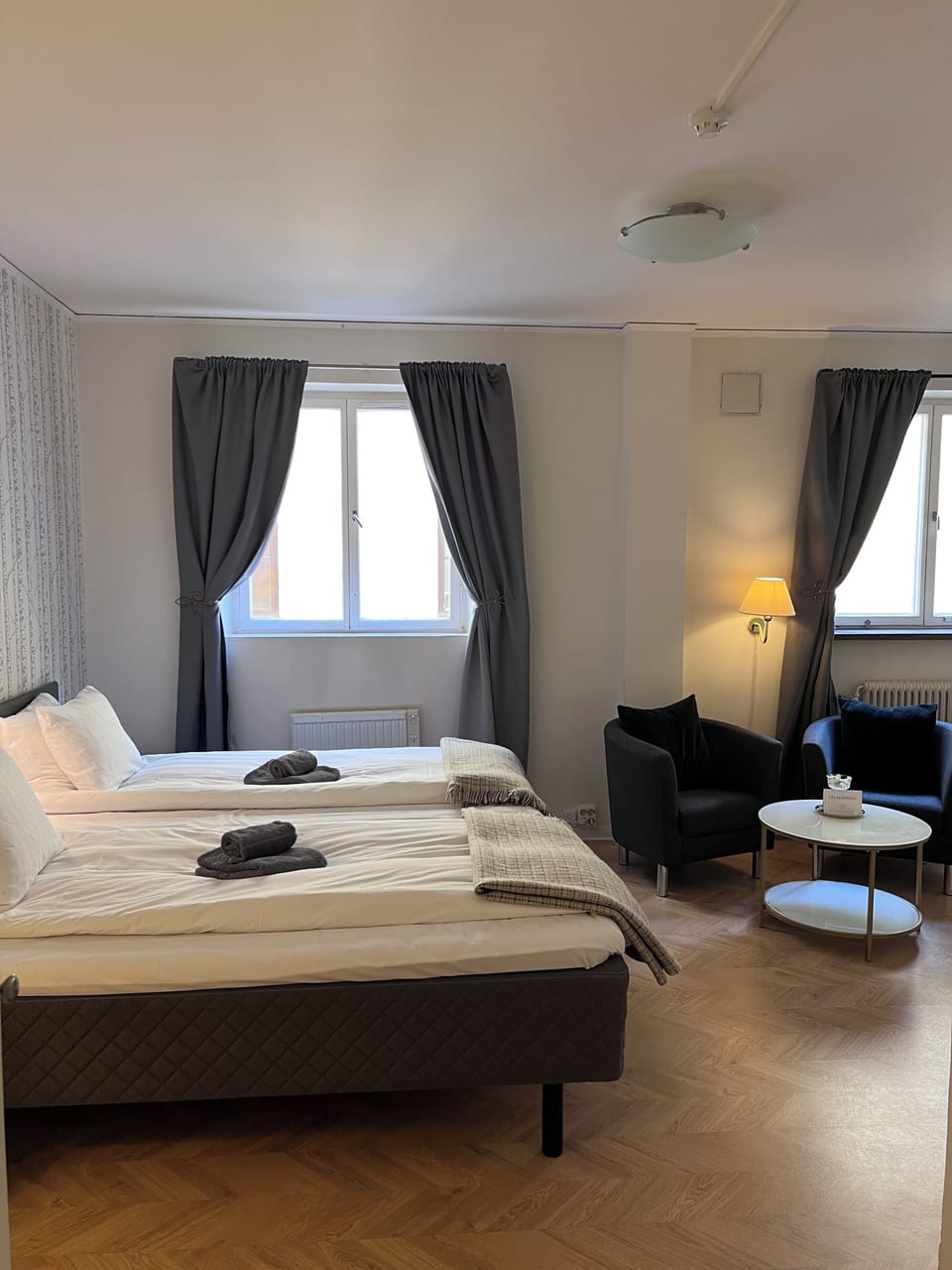 Standard Double Room | Premium bedding, individually furnished, desk, laptop workspace