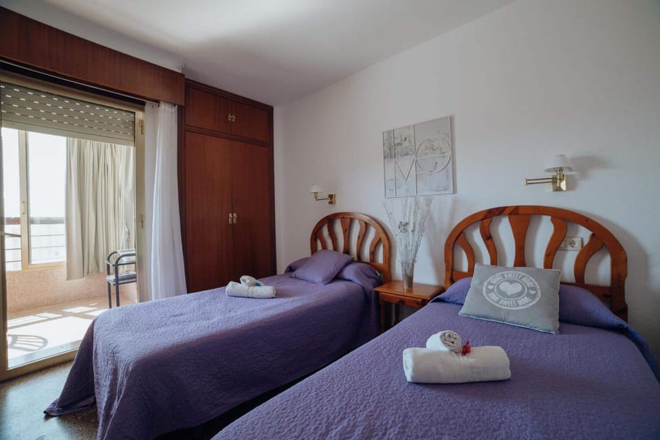 Iron/ironing board, cribs/infant beds, WiFi, bed sheets