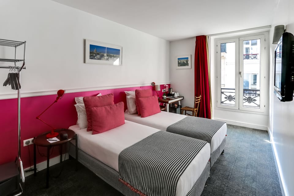 Twin Room - Complimentary soft minibar,courtesy tray,Chromecast, digital press | Minibar, in-room safe, desk, blackout drapes
