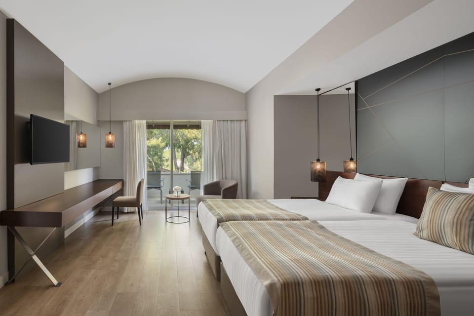 Deluxe Villa | Premium bedding, minibar, in-room safe, soundproofing