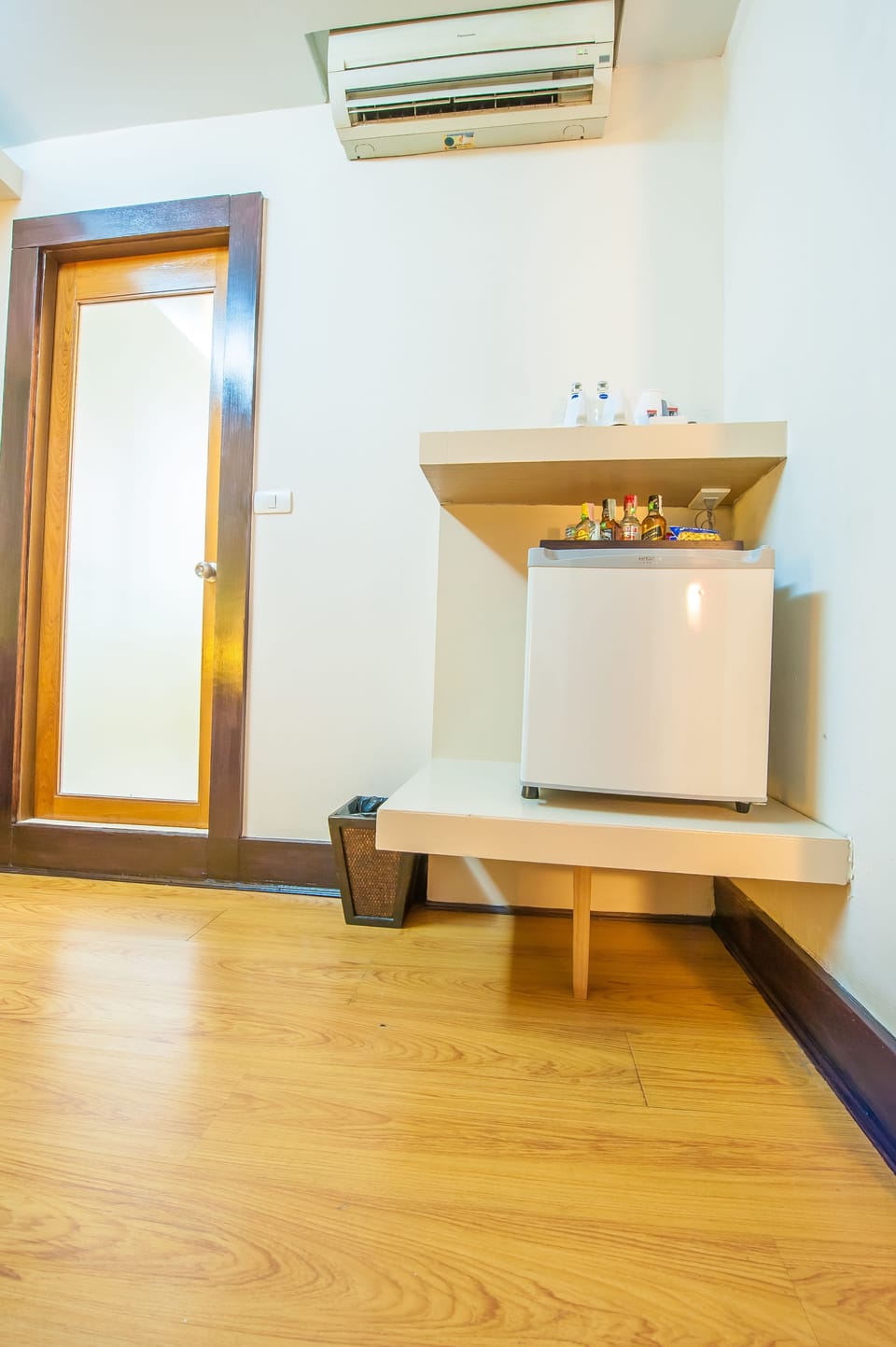 Suite | Mini-refrigerator