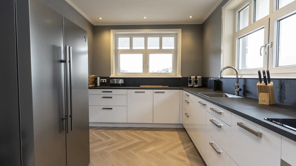 West-Hampton - 8 persons family house with sauna (dog free) | Private kitchen | Espresso maker, coffee/tea maker, electric kettle