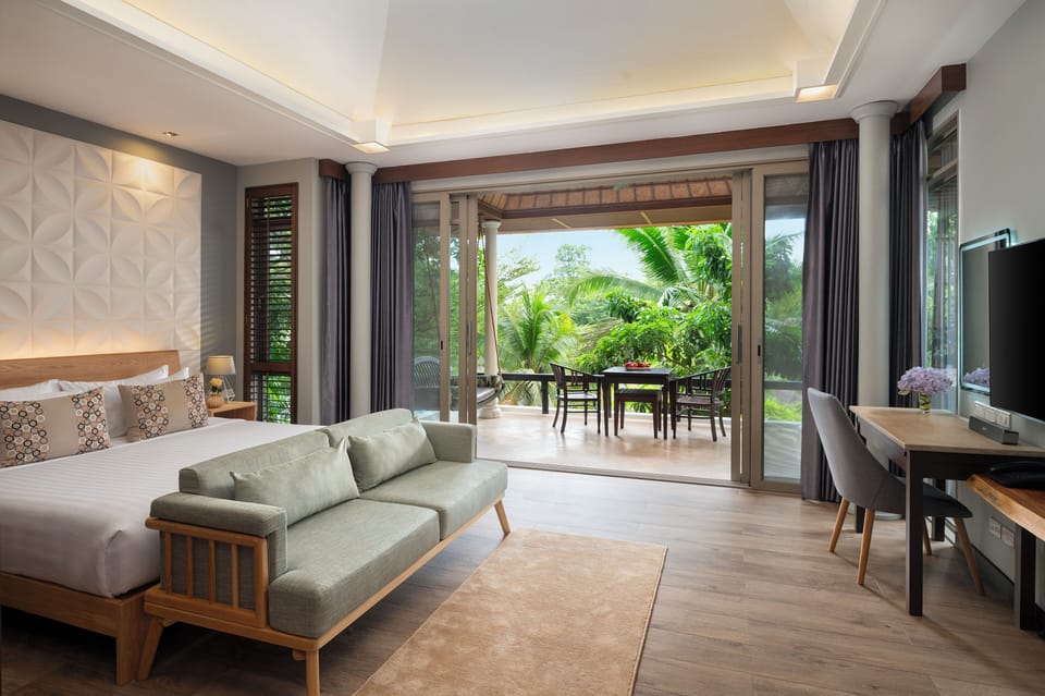 Grand Villa, 1 Bedroom, Bathtub, Mountain View | In-room safe, iron/ironing board (on request), cribs (free)