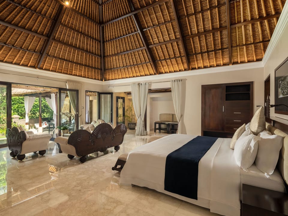Garden Pool Villa | Free minibar items, in-room safe, desk, blackout drapes