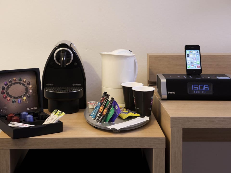 Privilege, Room, 1 Double Bed | Premium bedding, in-room safe, desk, soundproofing