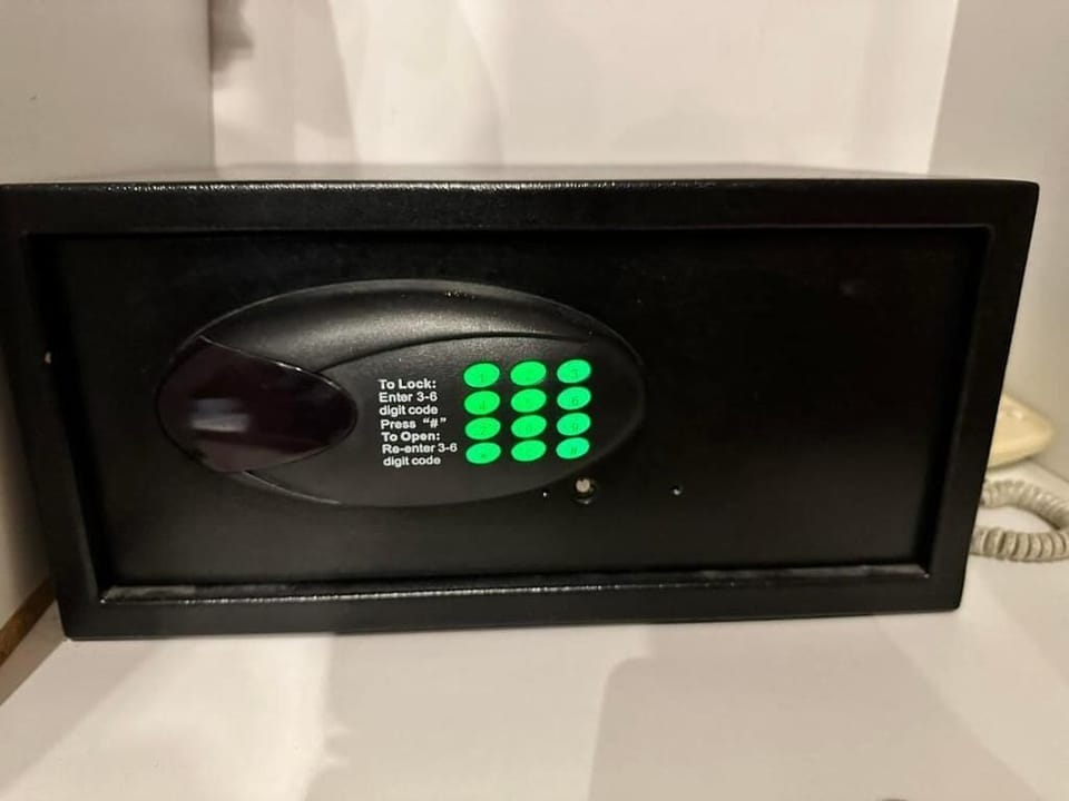 In-room safe, individually decorated, individually furnished, desk