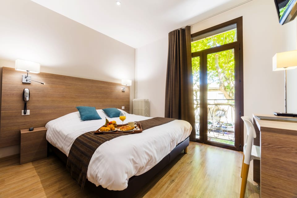 Superior Double Room | In-room safe, desk, laptop workspace, iron/ironing board