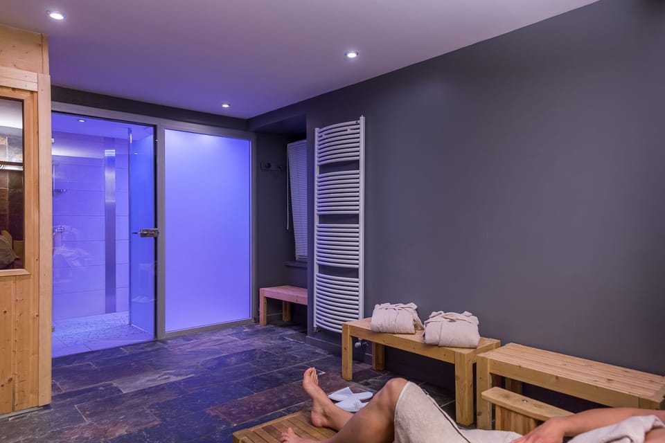 LOGIS HOTEL LE RABELAIS Hotel in Pays de la Loire