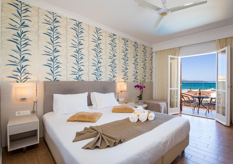 Standard Room, Sea View | In-room safe, individually decorated, soundproofing, free WiFi