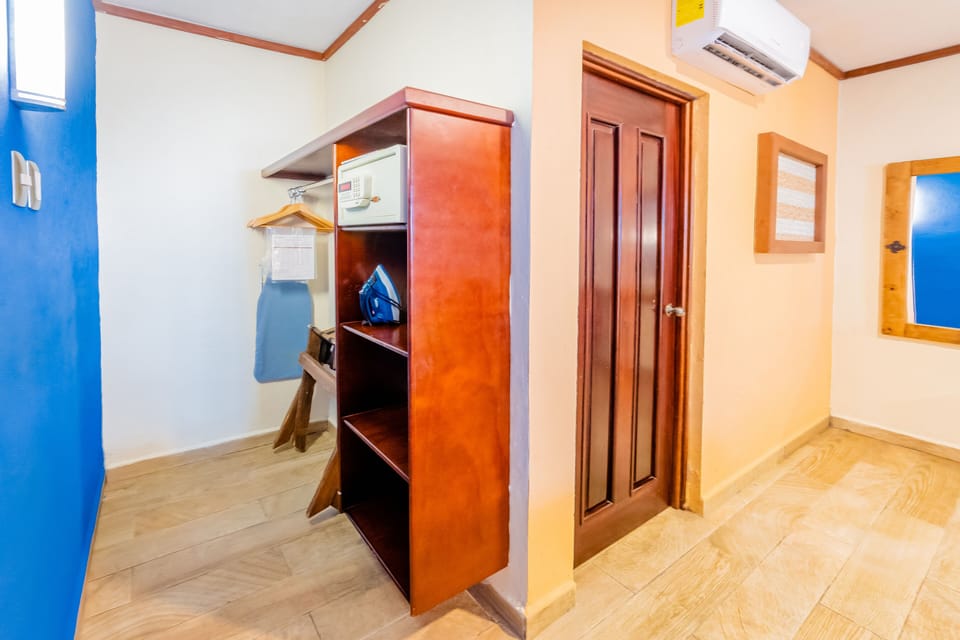 Premium Room | In-room safe, WiFi (free)