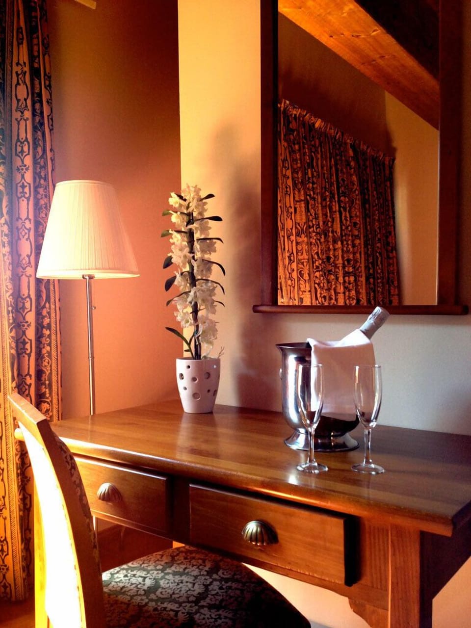 Room amenity
