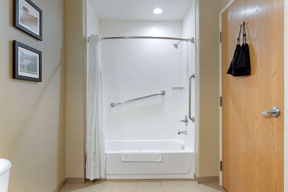 Free toiletries, hair dryer, towels