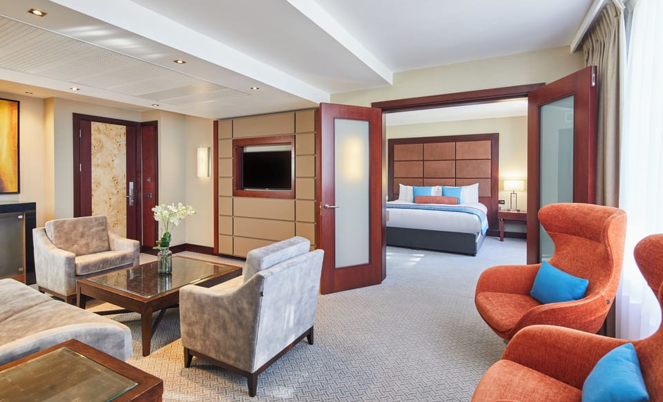 Suite | Premium bedding, in-room safe, desk, laptop workspace