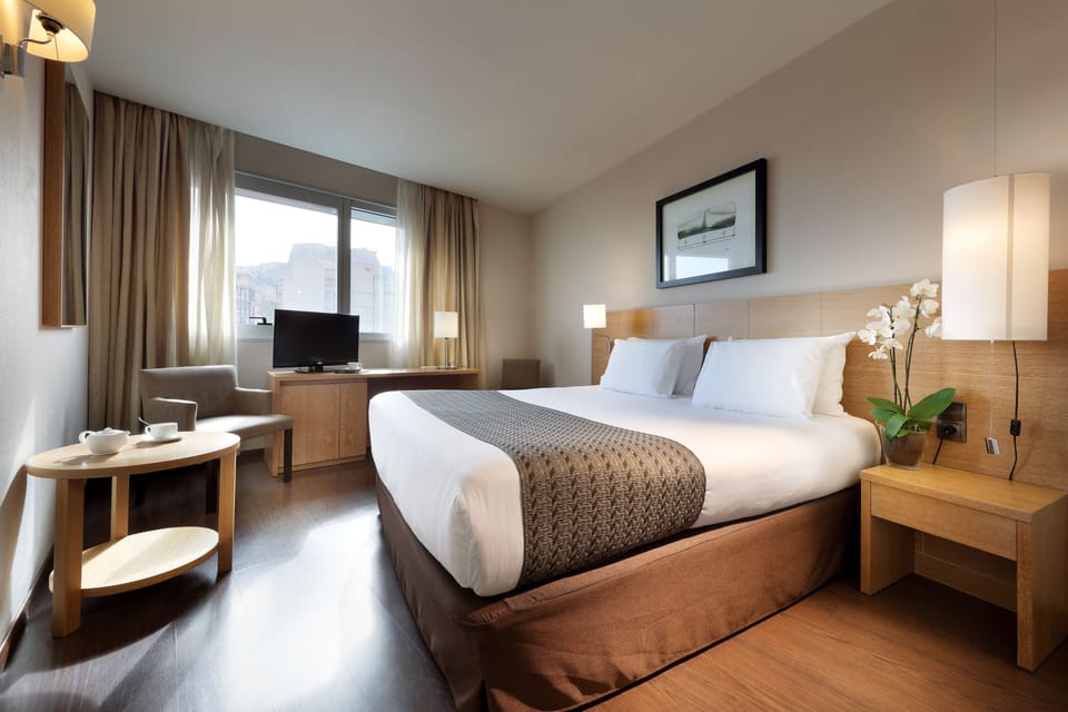 Minibar, in-room safe, individually furnished, desk