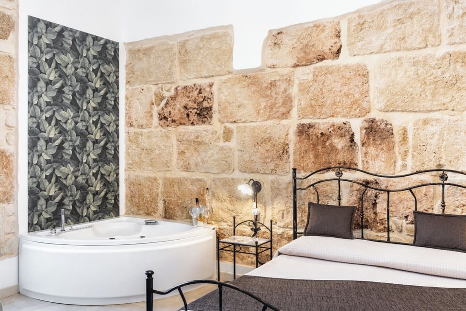 Superior Double Room, Hot Tub | Egyptian cotton sheets, premium bedding, minibar, desk