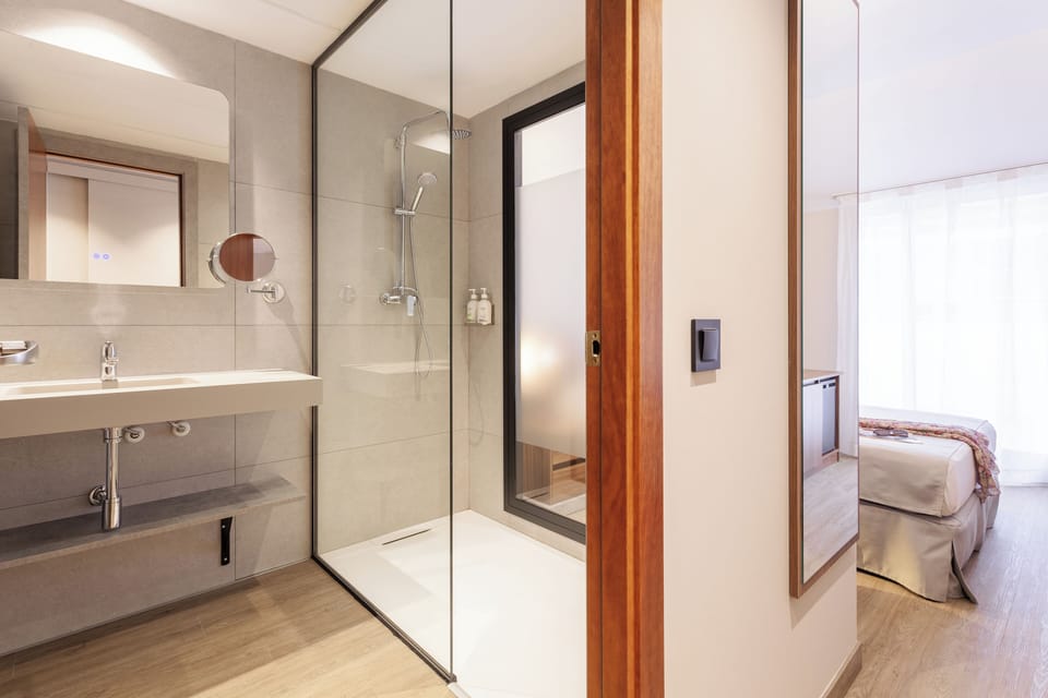 Free toiletries, hair dryer, bidet, towels
