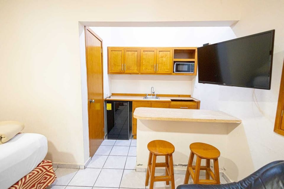 Desk, WiFi (free), bed sheets