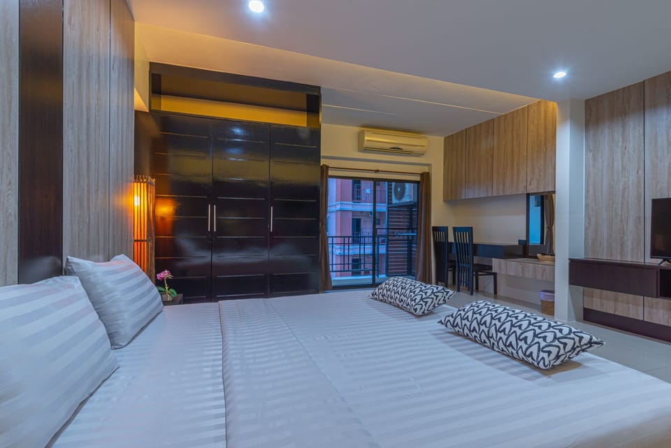 Standard Double Room | In-room safe, desk, rollaway beds, free WiFi