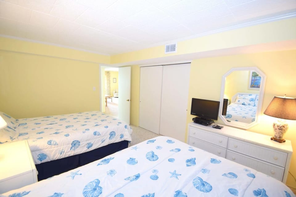 Condo, 2 Bedrooms | 2 bedrooms, free WiFi