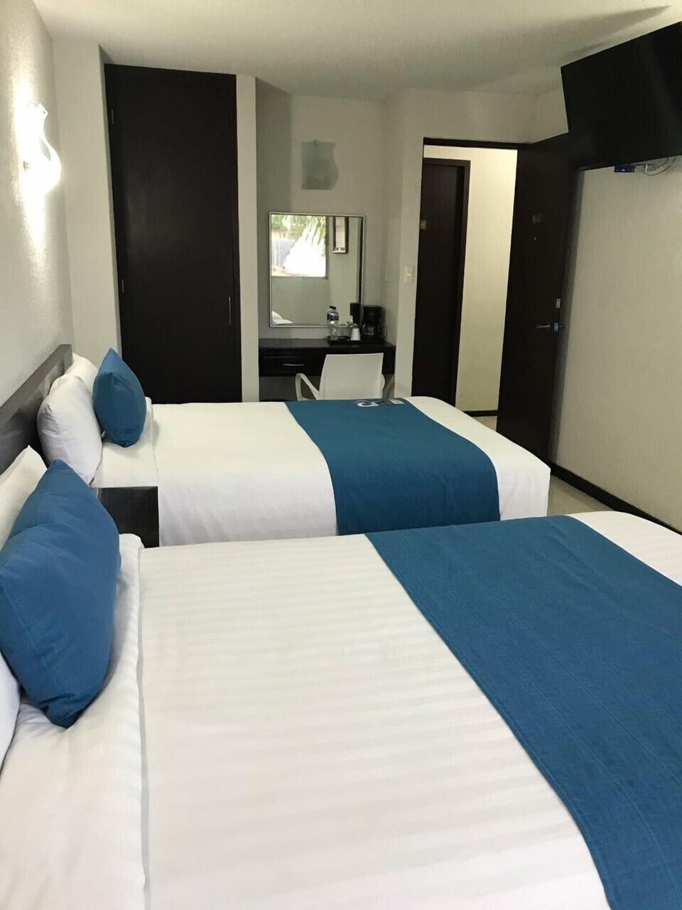 Executive Room, 1 Bedroom | Premium bedding, in-room safe, desk, WiFi (free)
