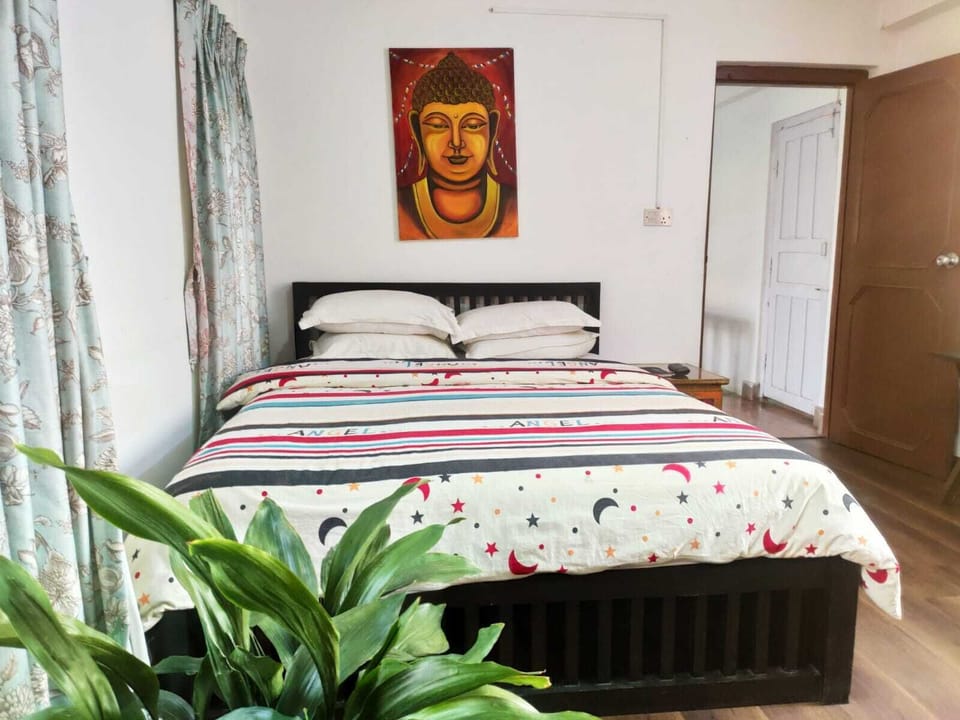 In-room safe, desk, iron/ironing board, free WiFi