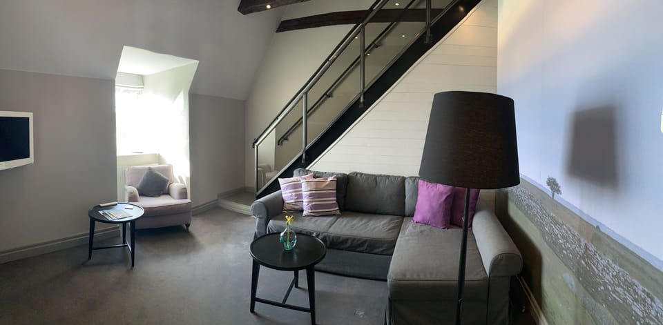 Two floor Suite with Sofa Bed | Living room | TV, heated floors