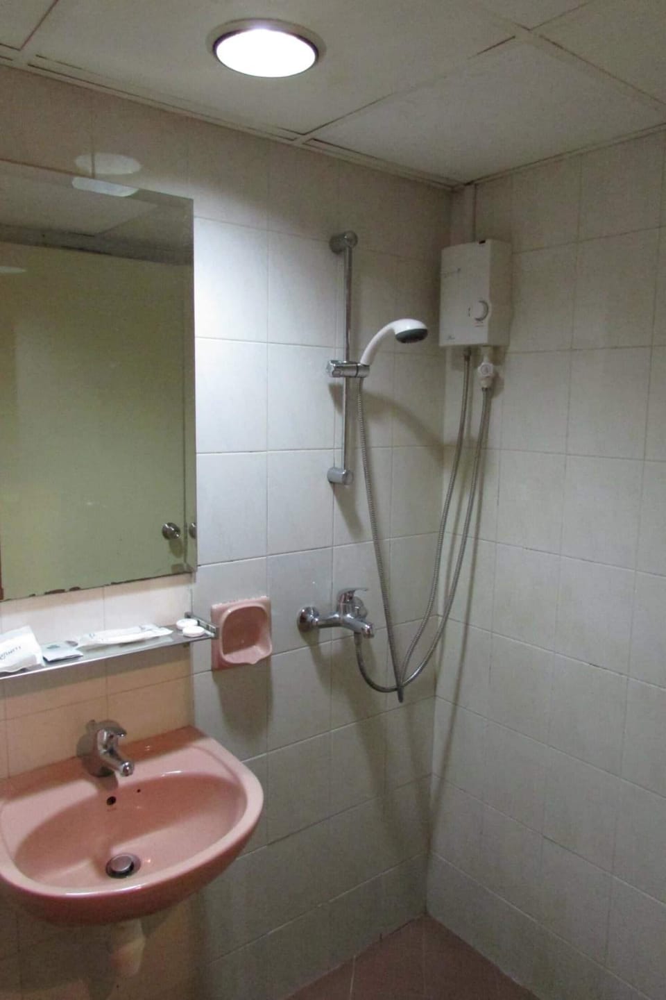 Free toiletries, hair dryer