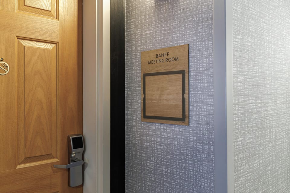 Meeting facility