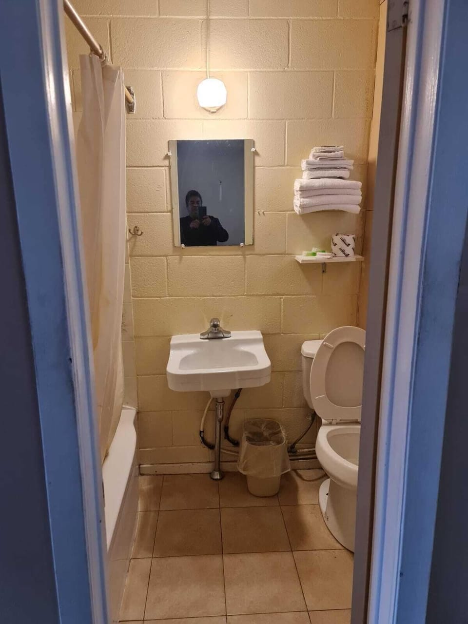 Free toiletries, towels