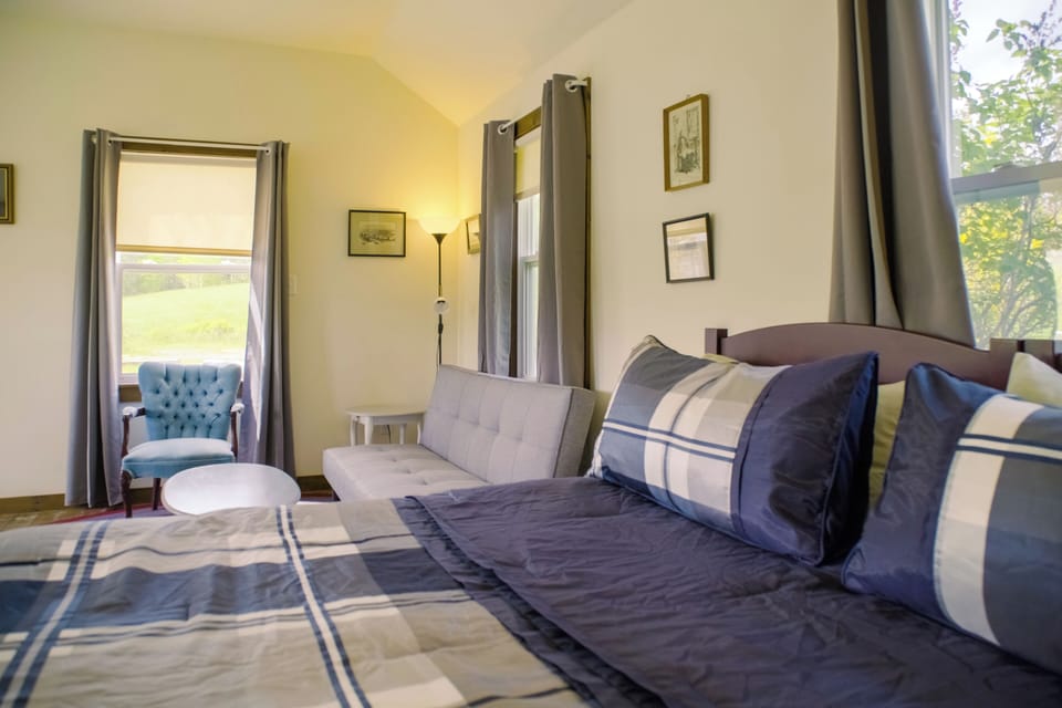Standard Studio | Living area