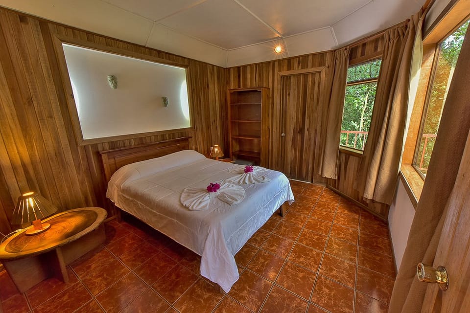 Standard Room, Garden View | In-room safe, desk, free cribs/infant beds, free WiFi
