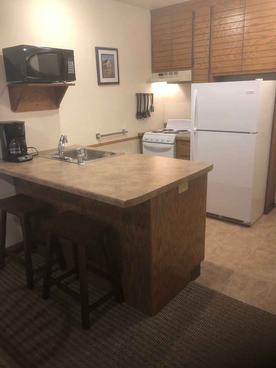 2 Bed King Loft/Double Alcove 1.5 Bath Outer (Spinnaker Loft 1.5 Outer) | Private kitchen | Mini-fridge, microwave, stovetop, dishwasher