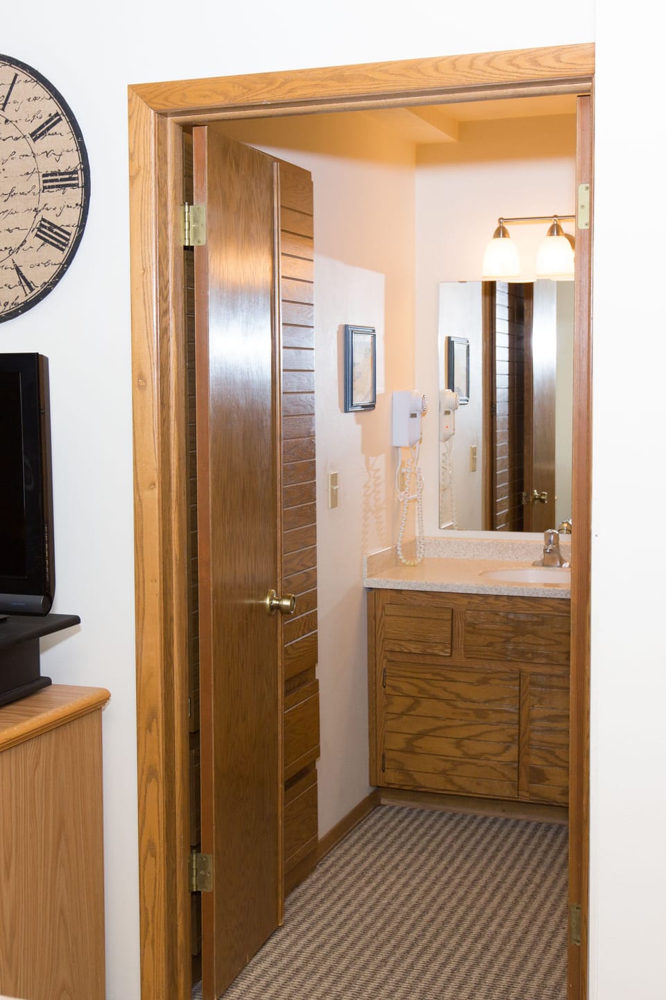 Loft, 1 King Bed (Flagship Loft) | Bathroom | Combined shower/tub, hair dryer, towels, soap
