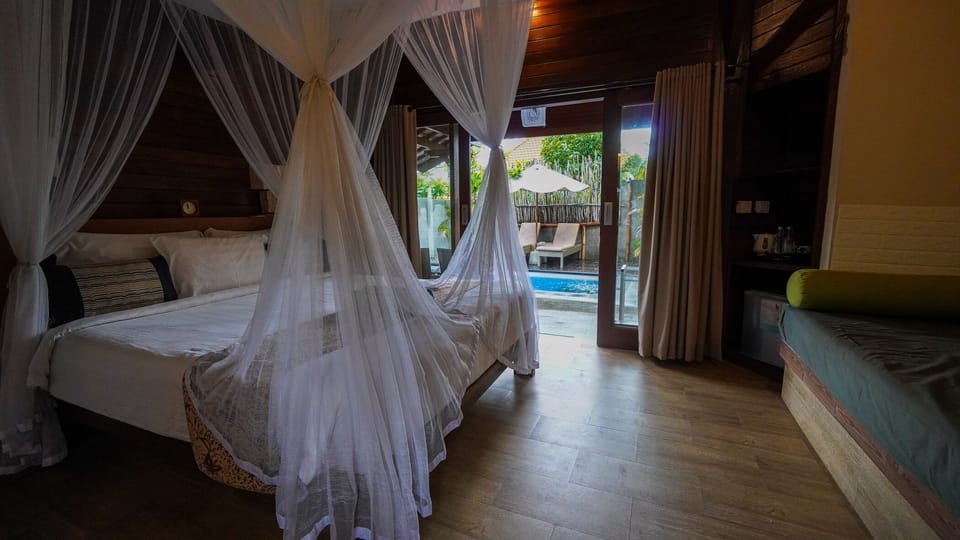 Deluxe Double Room, 1 Bedroom, Private Pool, Pool View | Premium bedding, minibar, in-room safe, desk