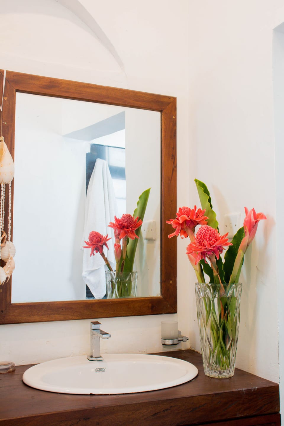 Standard Apartment, Lake View | Bathroom | Shower, towels, soap, shampoo
