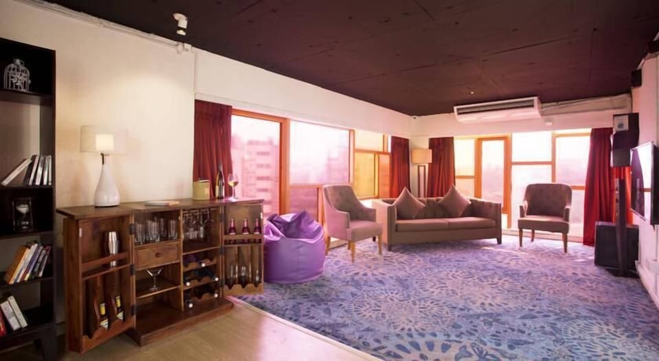 Presidential Suite | Premium bedding, minibar, in-room safe, desk