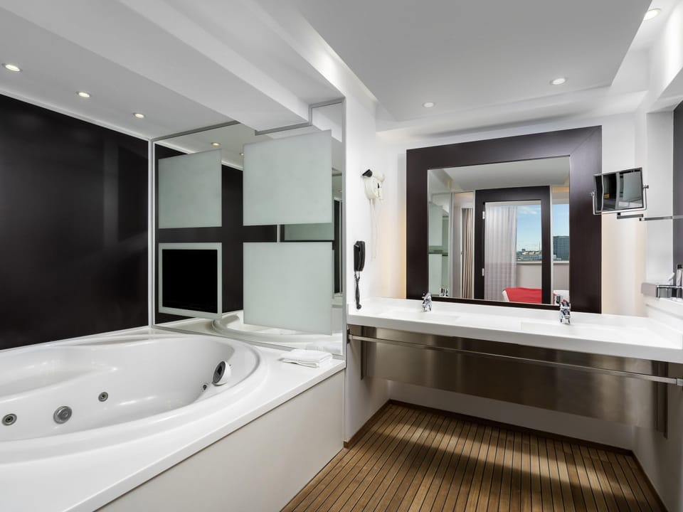 In-room safe, desk, laptop workspace, blackout drapes