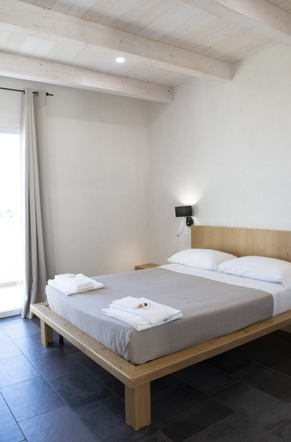 Deluxe Double Room, 1 Queen Bed, Balcony | Premium bedding, desk, blackout drapes, soundproofing
