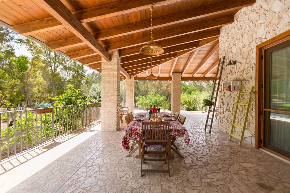 Villa, 4 Bedrooms | Terrace/patio