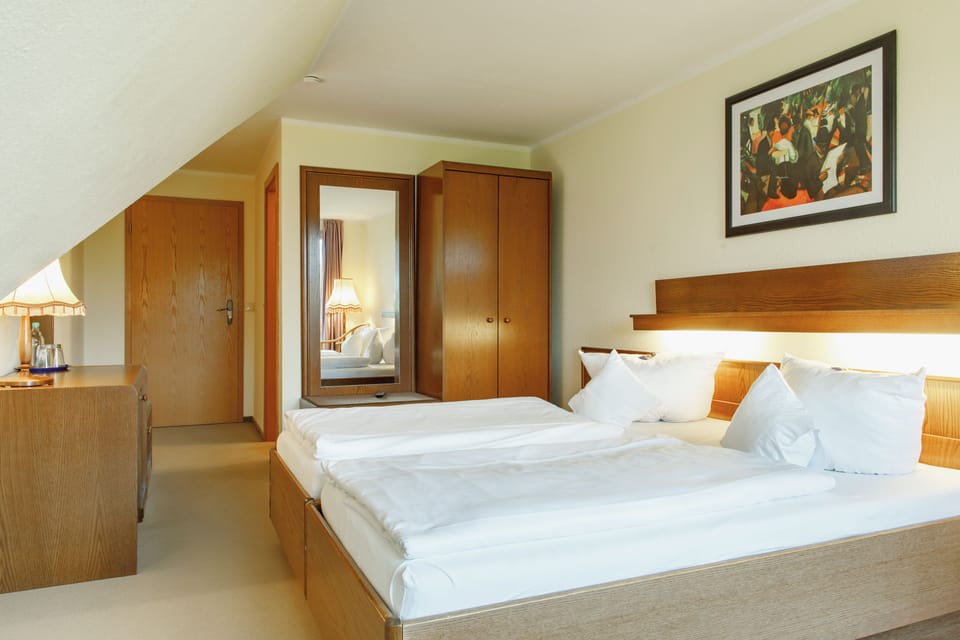 Double Room | Free WiFi, bed sheets