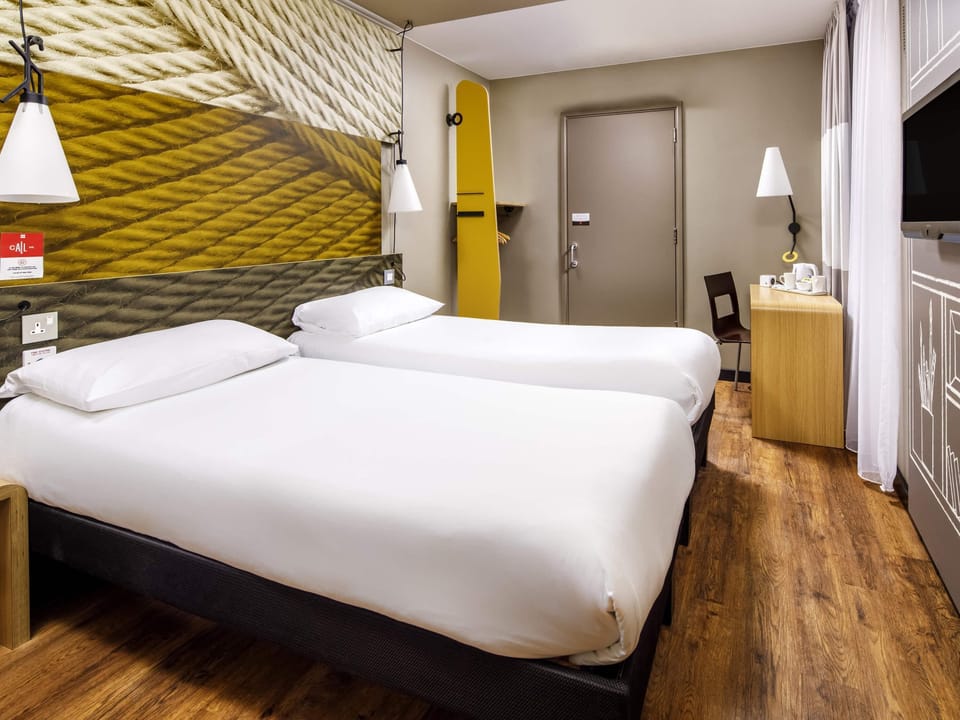 In-room safe, desk, iron/ironing board, free WiFi