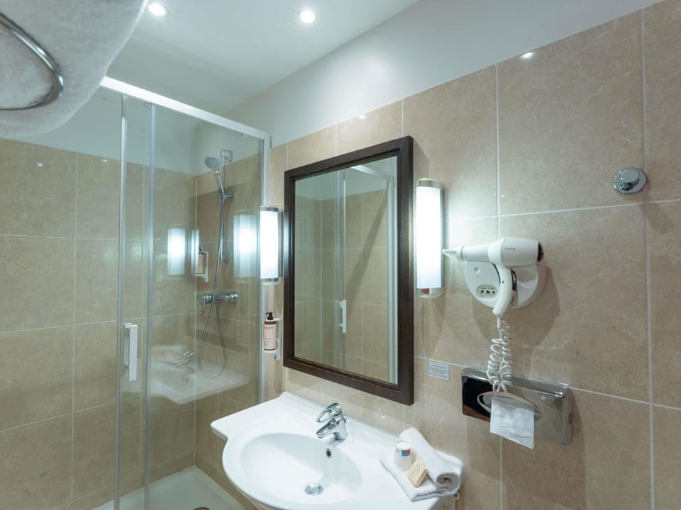 Classic Room, 1 Double Bed with Sofa bed | In-room safe, individually decorated, desk, blackout drapes