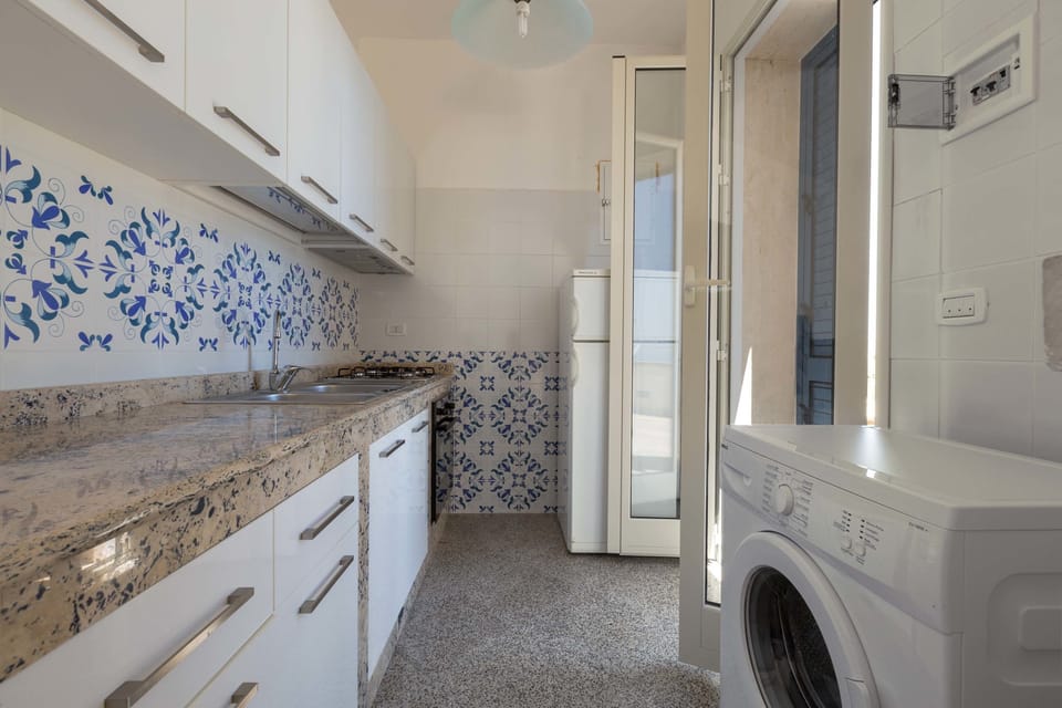 Apartment, 2 Bedrooms | Private kitchen | Fridge
