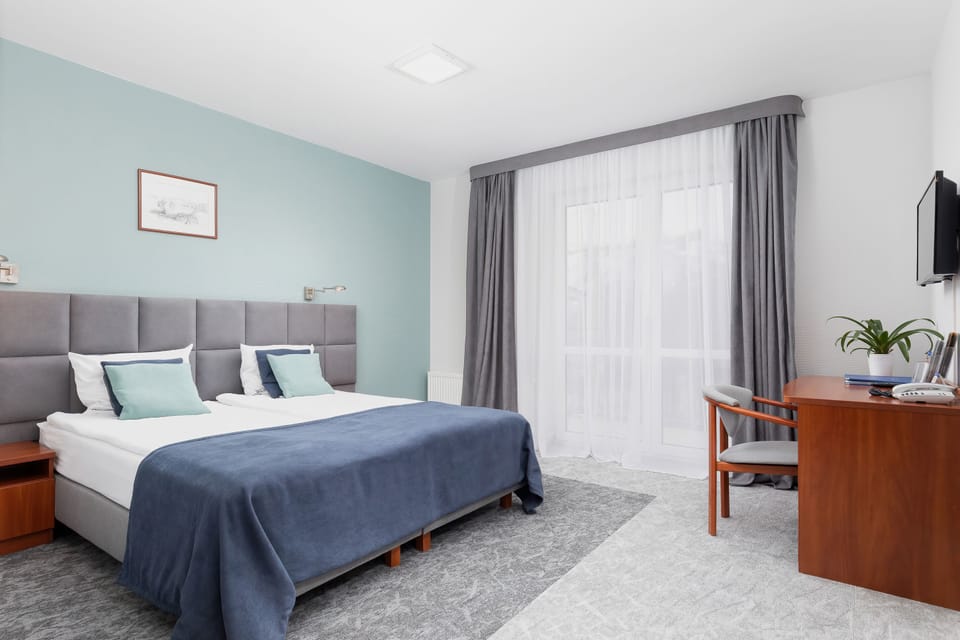 Deluxe Double Room | In-room safe, desk, iron/ironing board (on request), cribs (free)