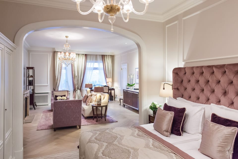 Suite, 1 King Bed with Sofa bed, Lake View (Butler Service) | Premium bedding, minibar, in-room safe, desk